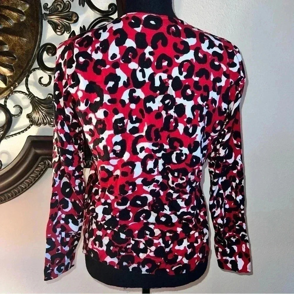 August Silk Heritage Women’s Red Black Animal Print Cardigan Sweater Size Large - Picture 12 of 13